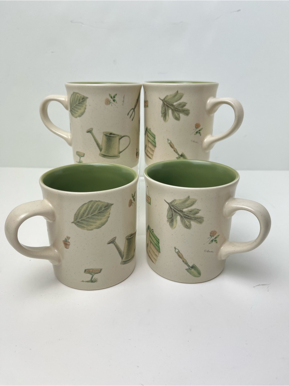 Pfaltzgraff Naturewood Stoneware Garden Scene Green Tan Set of 4 Coffee Tea Mugs